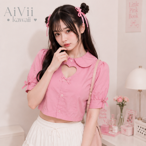 AiVii Amour Heart Crop Top